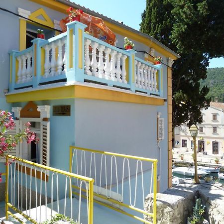 Villa Mozart Veli Losinj Bagian luar foto