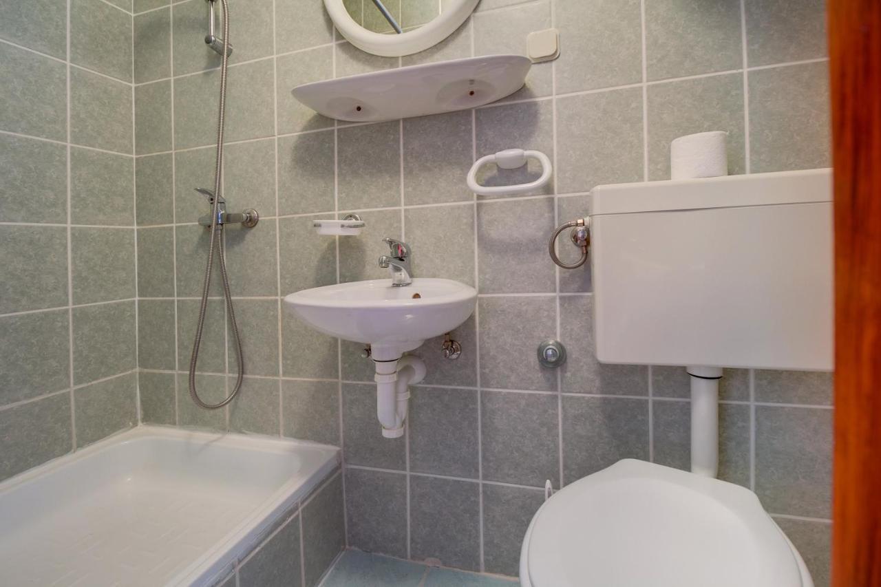 Villa Mozart Veli Losinj Bagian luar foto