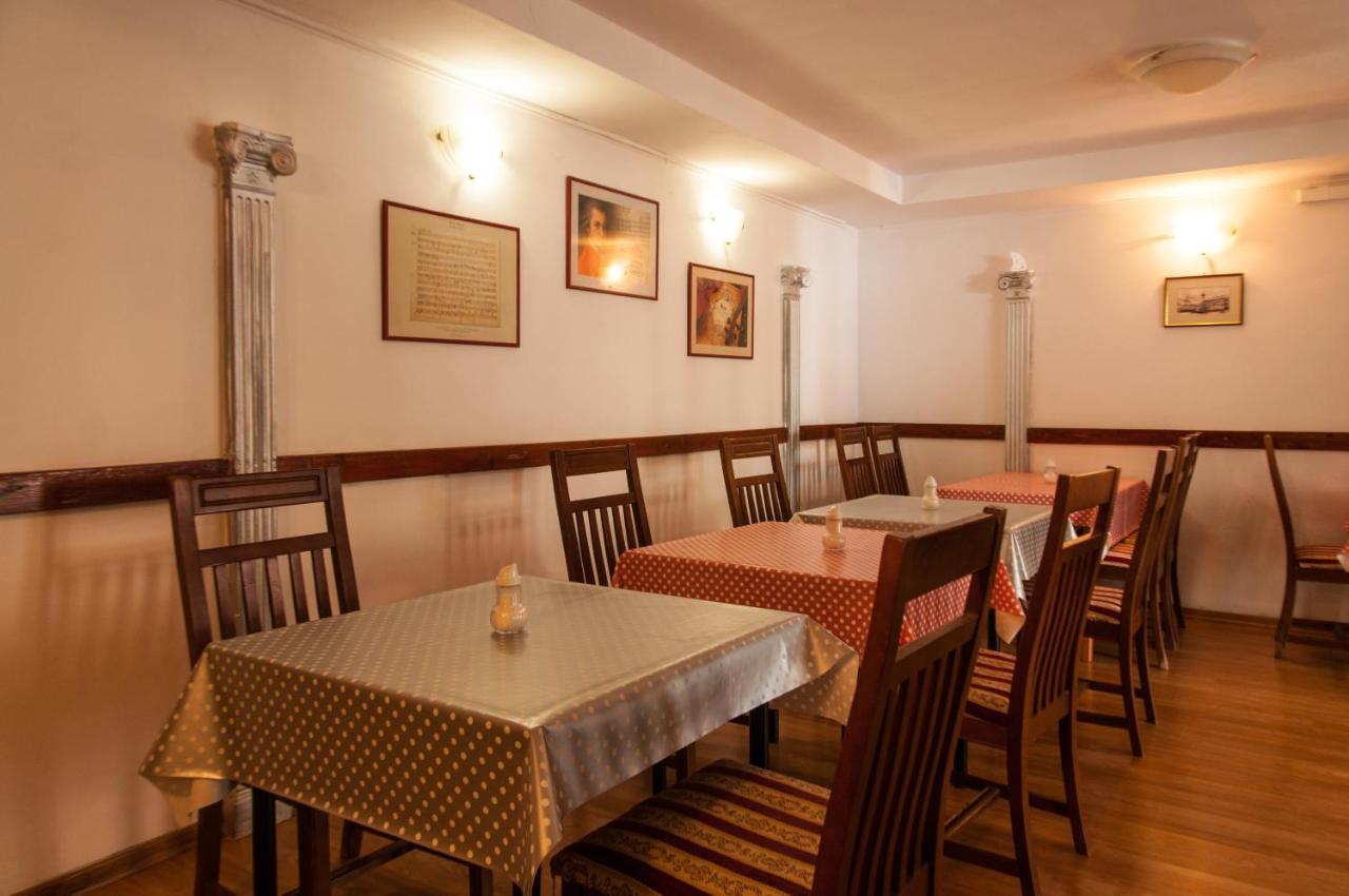 Villa Mozart Veli Losinj Bagian luar foto